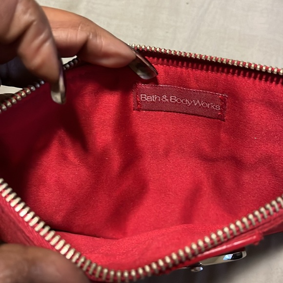 Red suede wristlet - Picture 4 of 4